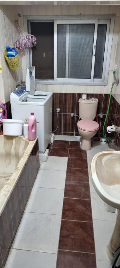 "Sara Accommodation Room "No Egyptians "Dormitory Room Kahire Dış mekan fotoğraf